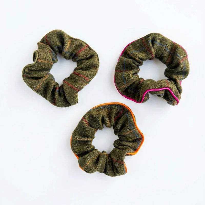 CARLITOS x Oh Evchen TWEED SCRUNCHIE